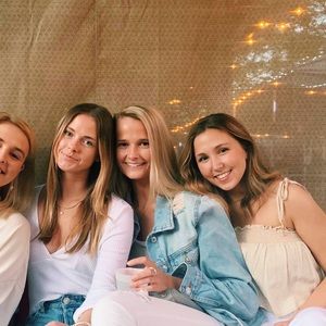 Meet your Posher, Kara